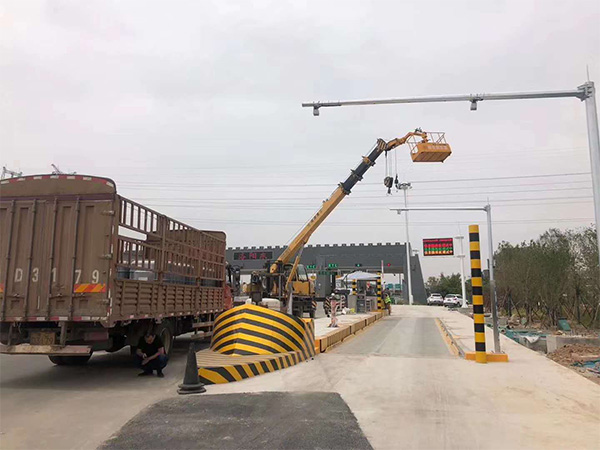 整車式動態(tài)汽車衡